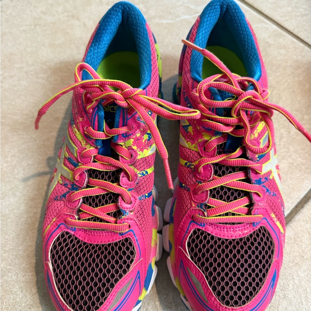 ASICS Women's Sendai 2- Multicolor Running Shoes— mint condition